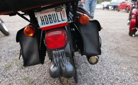 Follow Kelly on Twitter