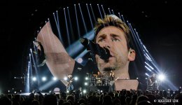 Nickelback's No Fixed Address tour feels like a summer rock festival